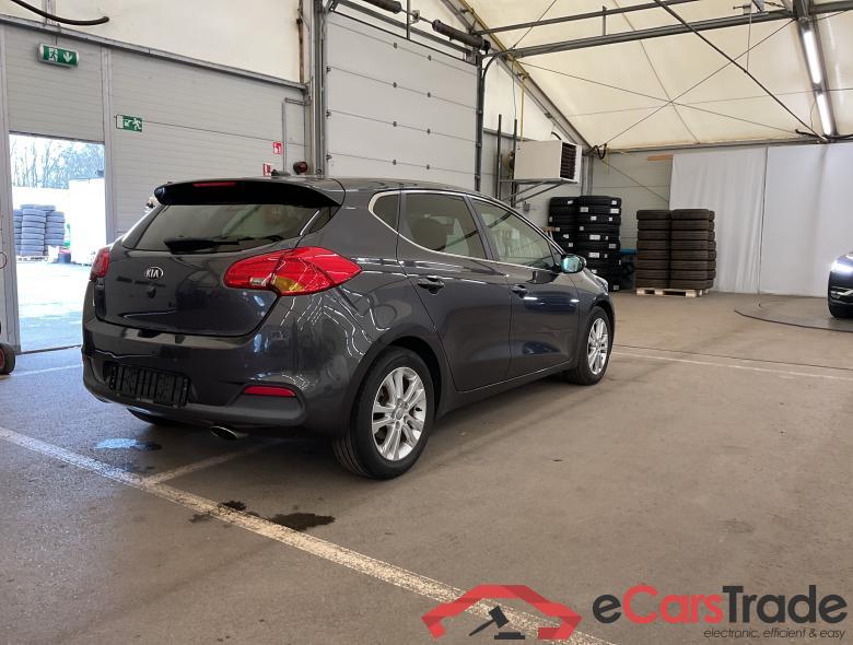 KIA Cee'd Cee'D 1.4i Fusion #2