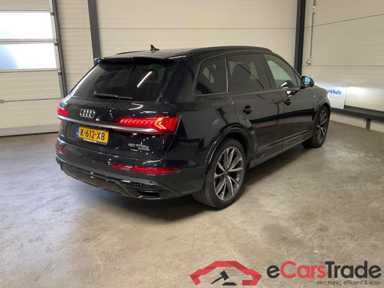 AUDI Q7 60 TFSI e q. Comp. #3
