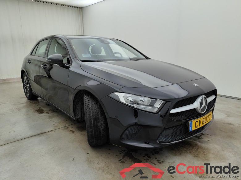MERCEDES CLASSE A DIESEL (W177) A 180 d 116 Business Solution Essential 5d #2