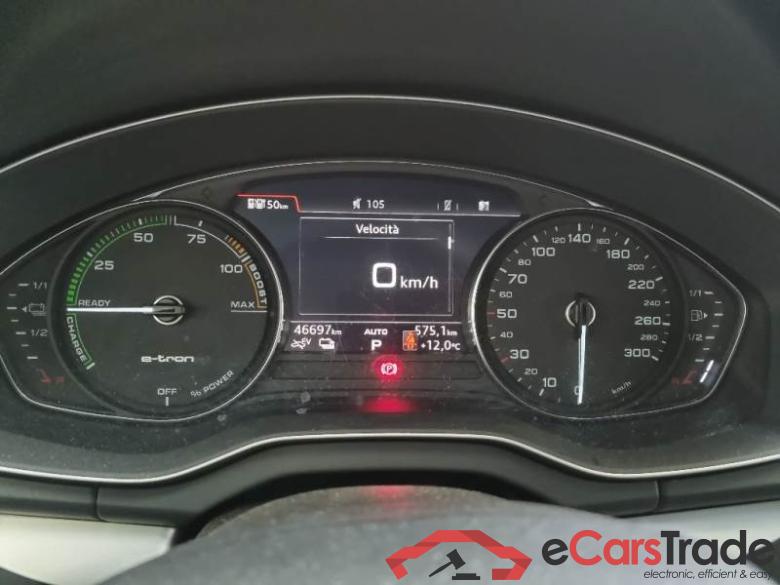 Audi 126 AUDI Q5 / 2016 / 5P / SUV 55 TFSI E BUSINESS QUATTRO S TRONIC #4