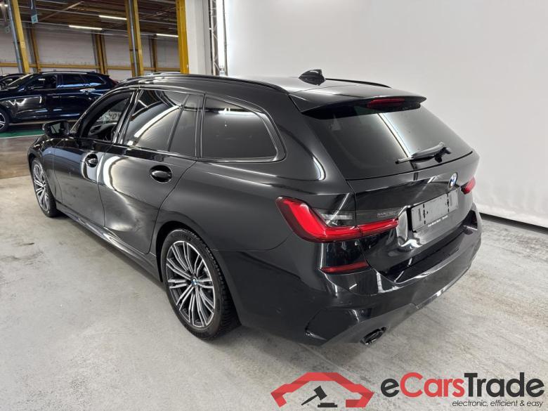 BMW 3 SERIES TOURING 2.0 320DA (140KW) TOURING Model M Sport Business  Storage Mirror #3