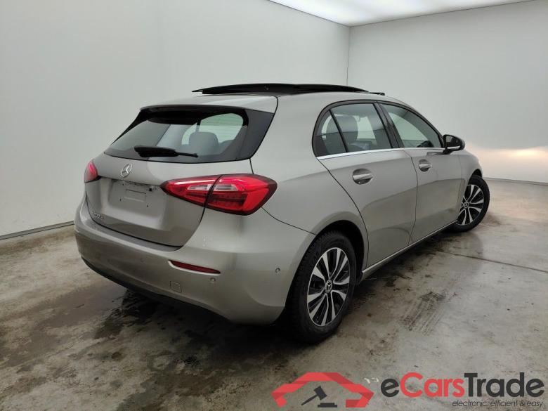 Mercedes-Benz A-Klasse A 200 d Business Solution 5d #5