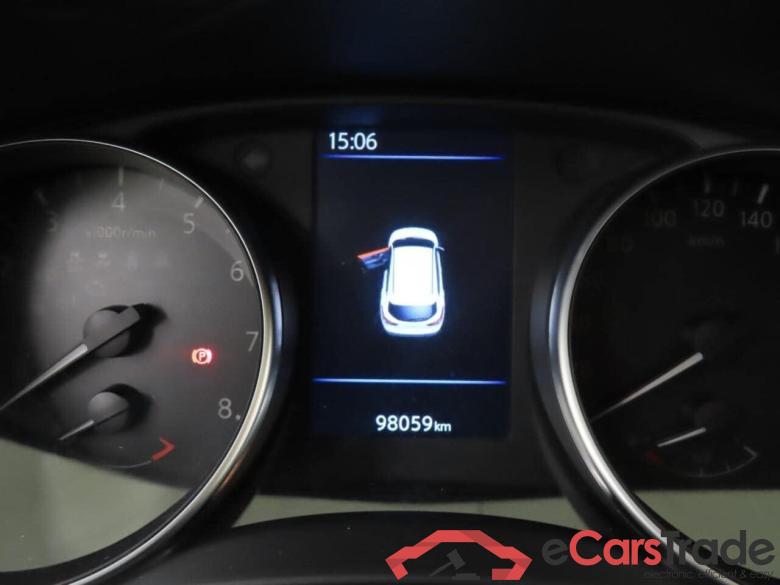 NISSAN Qashqai 1.3 DIG-T N-Connecta #5