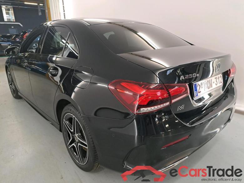 MERCEDES-BENZ A-CLASS LIMOUSINE 1.3 A 250 E Business Solution AMG #3