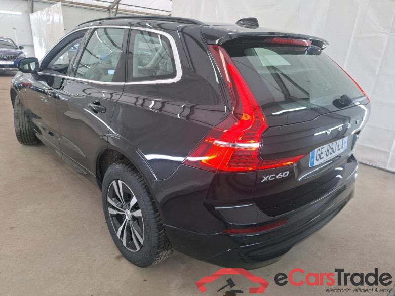 Volvo B4 197 Geartro Momentum Business VOLVO XC60 / 2021 / 5P / SUV B4 197 Geartro Momentum Business #2