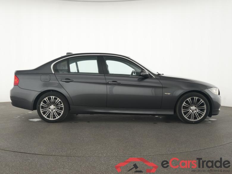 BMW Baureihe 3 (Inzahlungnahme MwSt. nicht ausweisbar) 330 d DPF EU4, xDrive #4