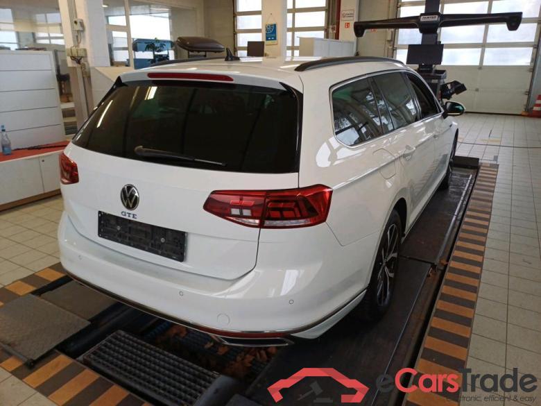 Vw GTE Passat Variant #4