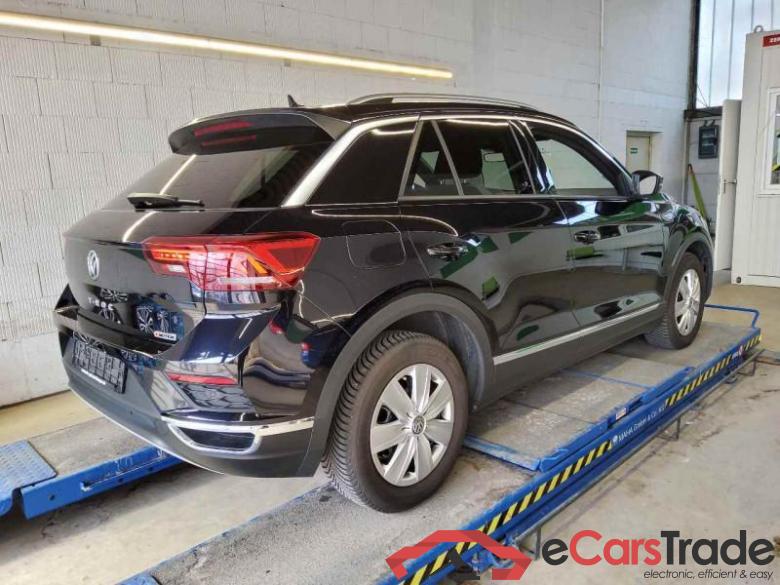VOLKSWAGEN T-Roc (A11)(09.2017->2021) DE - SUV5 2.0 TDI EU6d-T, Sport 4Motion (EURO 6d-TEMP), 2019 - 2020 #3