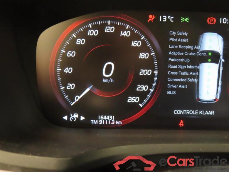 VOLVO V60 2.0 D4 MomentPro #4