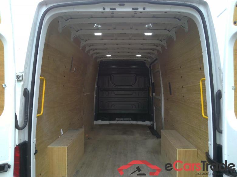 VOLKSWAGEN Crafter  VAN 35 L4H3 2.0 TDI 140 CH BUSINESS #4