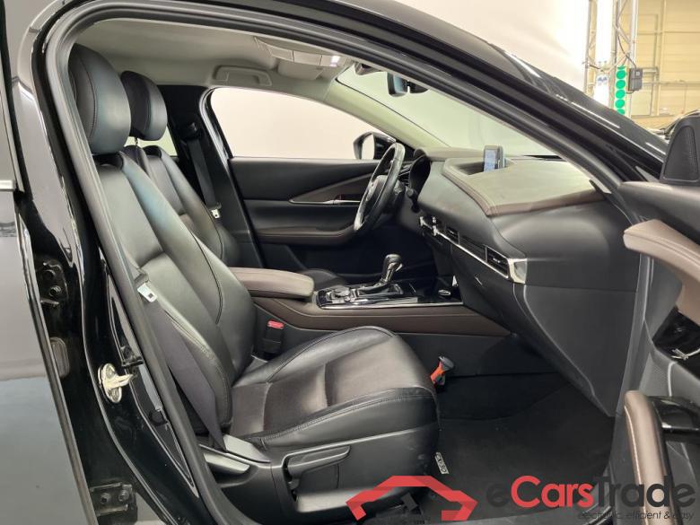 Mazda CX-30 '19 Mazda CX-30 SKYACTIV-X 180 Luxury Auto 5d #3