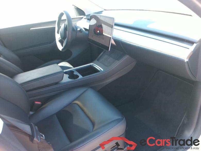 Tesla Model Y  Y Standard RWD #3