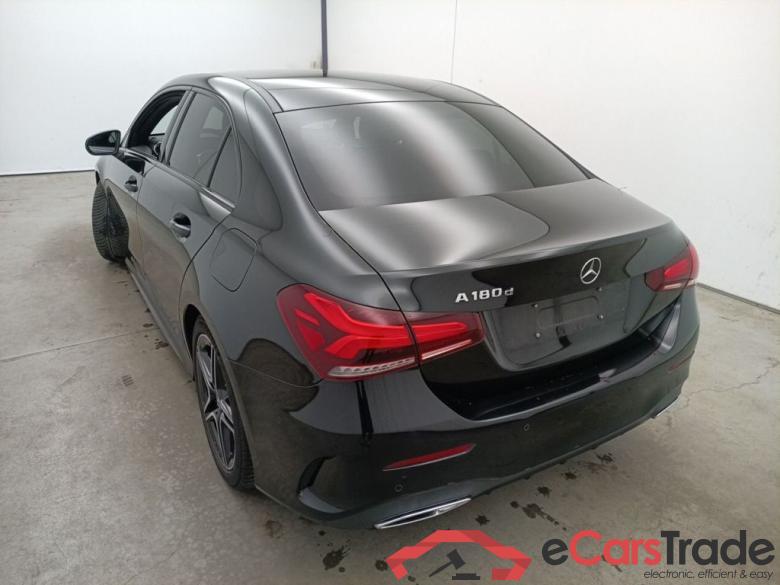 Mercedes-Benz A-Klasse Limousine A 180d Business Solution Aut. 4d #3