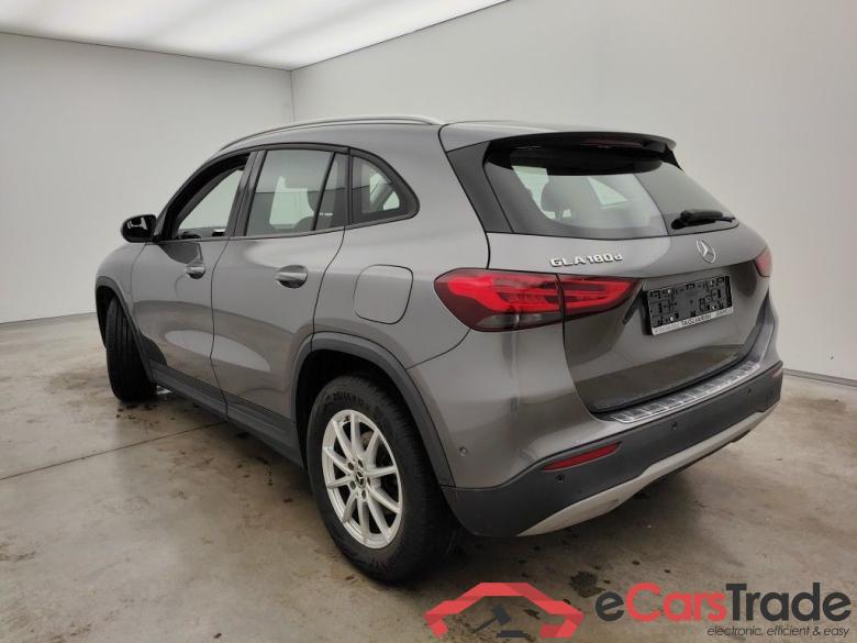 Mercedes-Benz GLA GLA 180 d Business Solution 5d #3