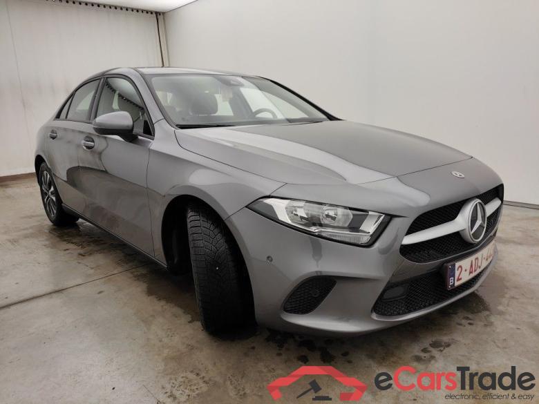 Mercedes-Benz A-Klasse Limousine A 180d DCT Business Solution 4d #2