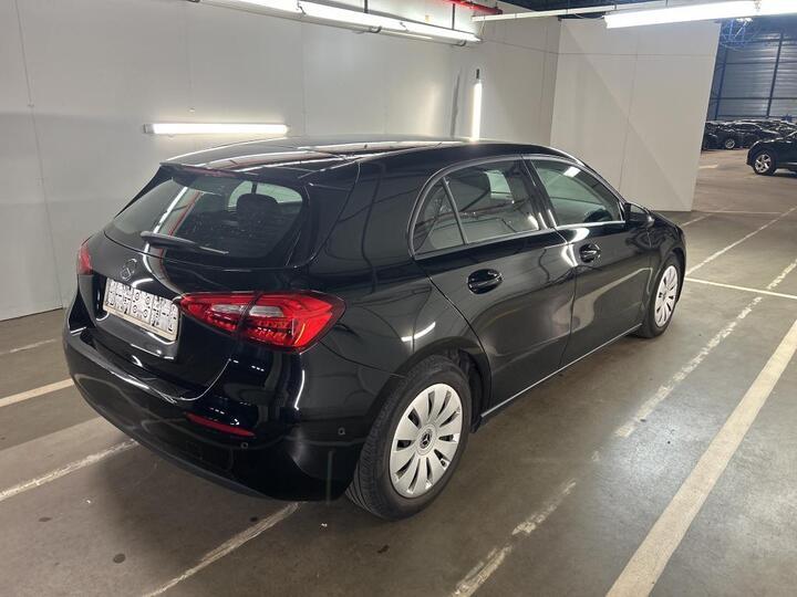 Mercedes A 180d Aut. Navi KeylessGo Klima PDC ... #3