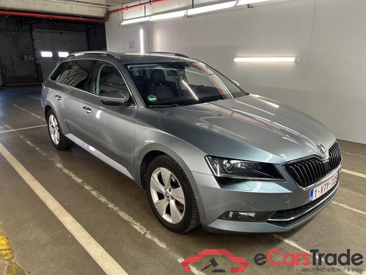 Skoda Superb Combi SUPERB COMBI DIESEL - 2015 1.6 CR TDi Style 88kw/120pk 5D/P M6 #2