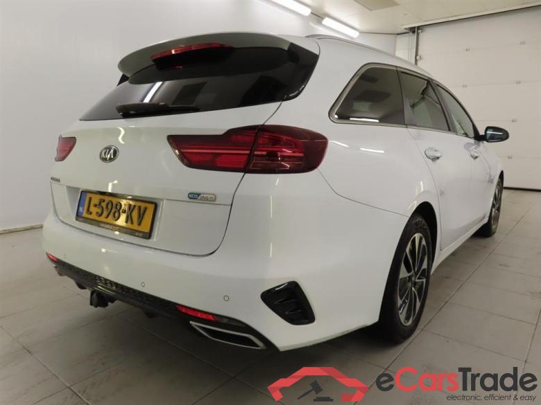 KIA CEED SPORTSWAGON 1.6 GDI PHEV Dyn+L. #2