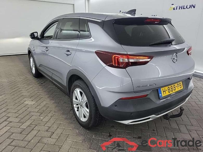 OPEL Grandland X 1.2 Turbo S&S 96kW Bus. Executive Auto 5D #4