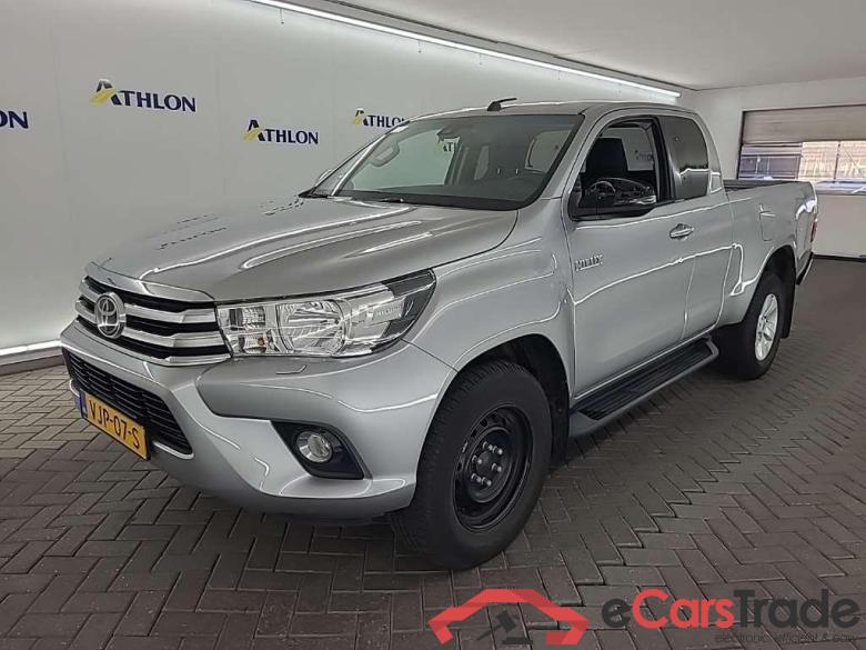 TOYOTA Hilux PU 2.4 D-4D-F 4WD Professional Xtra Cabine 4D 110kW #1