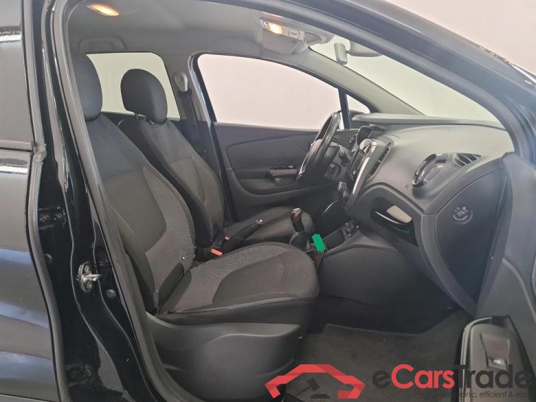 Renault Captur 17-19 Renault Captur Energy TCe 90 Intens 5d #3