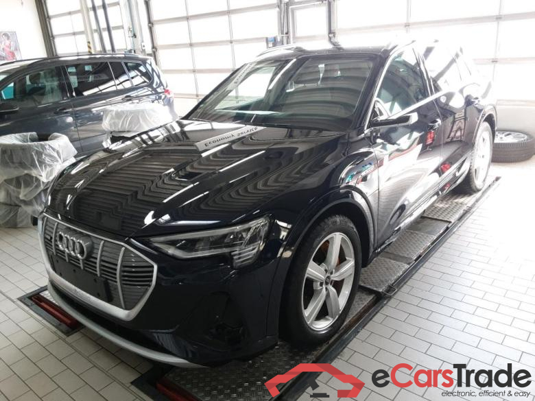 Audi 55 quattro S line E-tron
