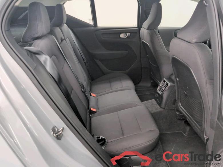 VOLVO XC40 1.5 T5 RECHARGE GEARTR. INSCRIPTION EXPR #6