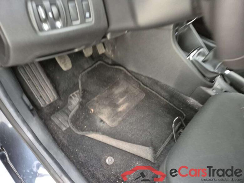 RENAULT CLIO ESTATE 0.9 TCE COOL & SOUND #5