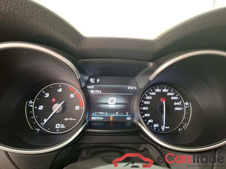 AlfaRomeo  Stelvio Super Q4 2.2 JTDM 190CV BVA8 E6d #6