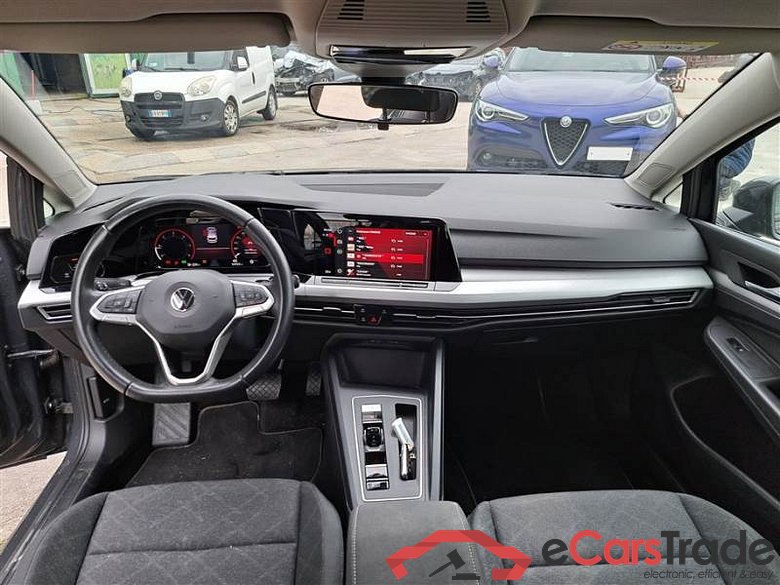 Volkswagen 35 VOLKSWAGEN GOLF / 2019 / 5P / BERLINA 2.0 TDI SCR 85KW LIFE DSG #3