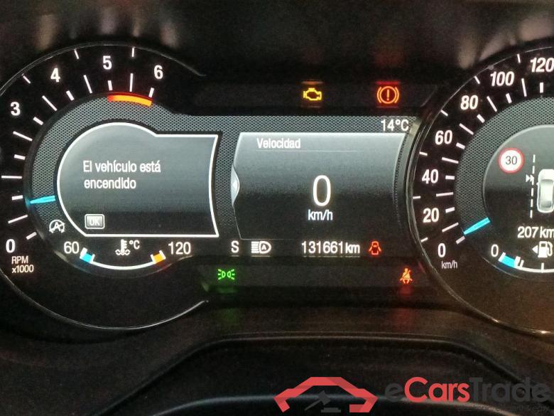 Ford 2.0 TDCi 110kW (150CV) Titanium 235 FORD Mondeo / 2014 / 5P / berlina con portón 2.0 TDCi 110kW (150CV) Titanium 235 #5