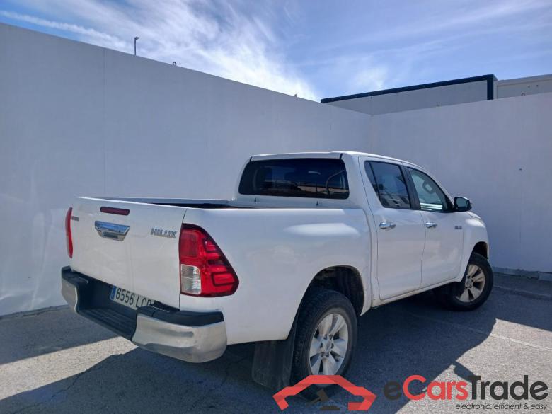 Toyota 2.4 D-4D Cabina Doble VX TOYOTA Hilux / 2016 / 4P / pickup 2.4 D-4D Cabina Doble VX #2