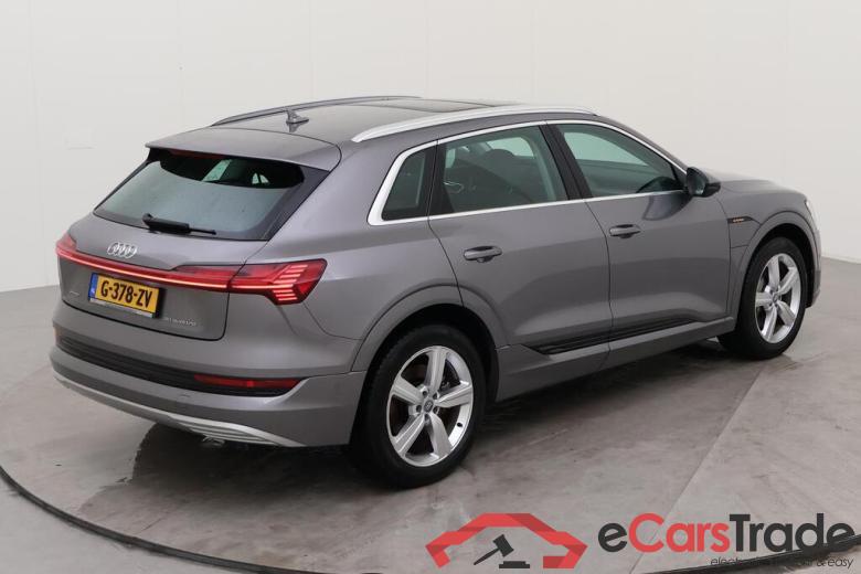 AUDI e-tron  #6
