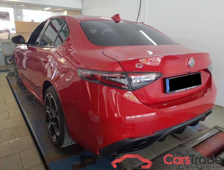 Alfa_romeo Competizione Q4 GIULIA 2.0 #2