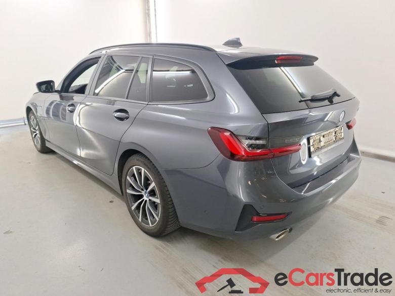 BMW 3 SERIES TOURING 2.0 330E (215KW) TOURING Comfort Business Plus Mirror Travel #3