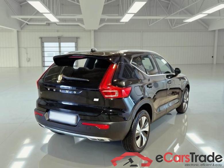 Volvo 11 VOLVO XC40 / 2021 / 5P / SUV T4 RECHARGE PLUG-IN AUTO CORE #2