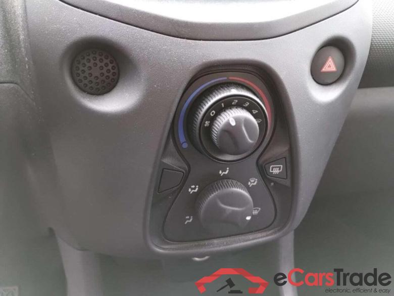 TOYOTA Aygo 1.0 VVT-i x #6