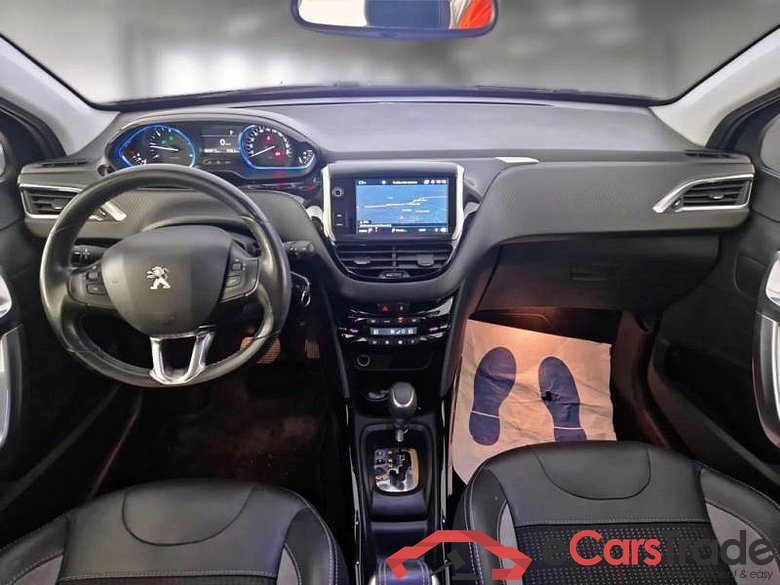 Peugeot 58 PEUGEOT 2008 / 2016 / 5P / CROSSOVER BLUEHDI 120 EAT6 ALLURE S/S AUT. #3
