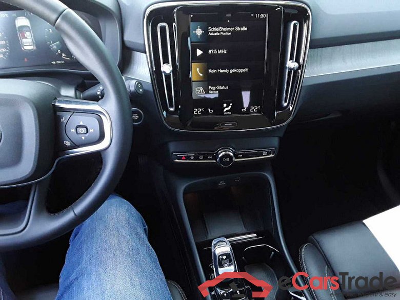 Volvo XC40 (2017->) DE - SUV5 B4 2WD EU6d, Inscription (EURO 6d), 2020 - 2022 #4