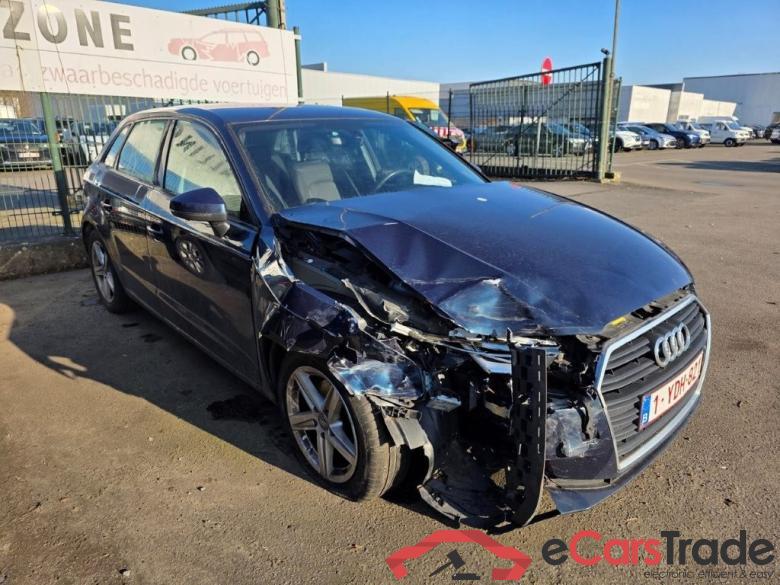 Audi A3 Sportback 1.6 TDi 85kW 5d !! Damaged car !! 64 #2