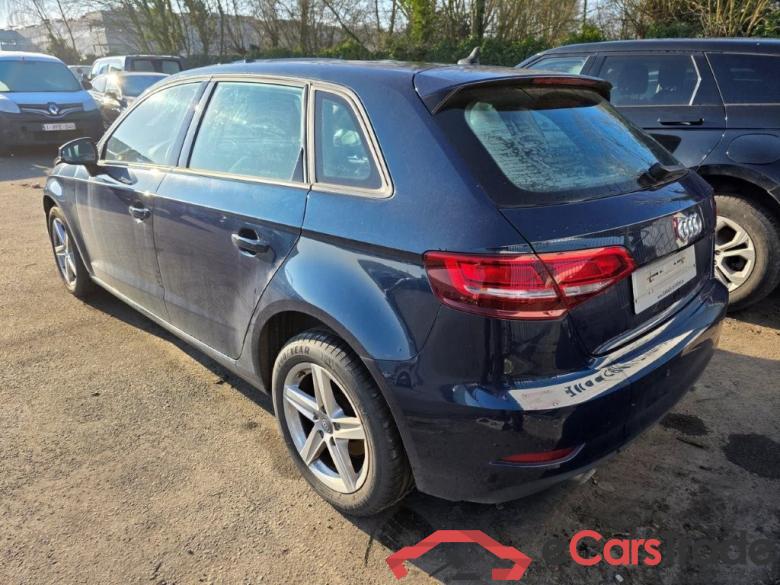 Audi A3 Sportback 1.6 TDi 85kW 5d !! Damaged car !! 64 #3