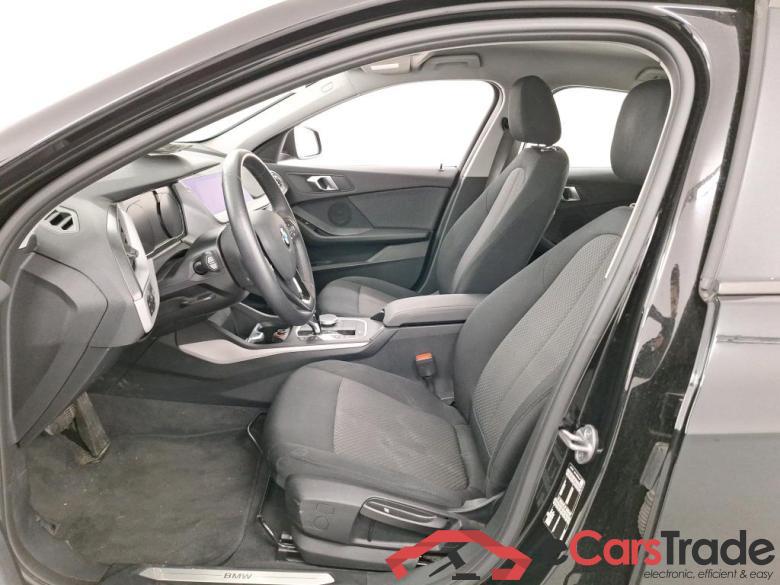 BMW 1 SERIES HATCH 1.5 116DA (85KW) Driving Assistant Business Model Advantage Storage #5