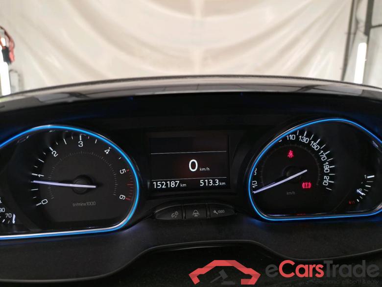 Peugeot BlueHDi 100 S&S Allure Business 2008 Allure Business 1.5 HDi 100CV BVM5 E6dT #6