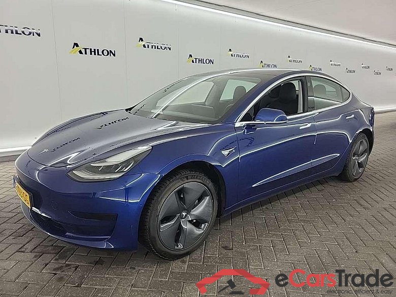 Tesla Model 3 Standard Range Plus RWD 4D 211kW #1