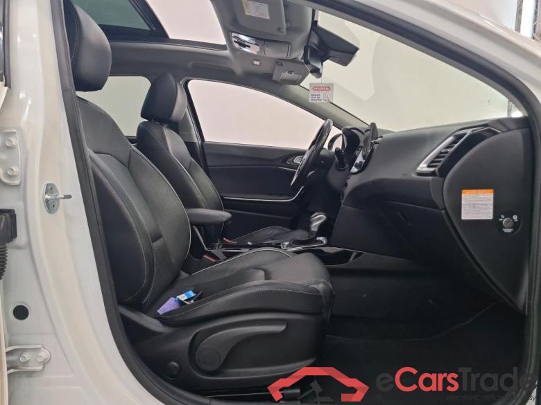 Kia XCeed '19 Kia XCeed 1.6 Gdi ExecutiveLine PHEV DCT 5d #3