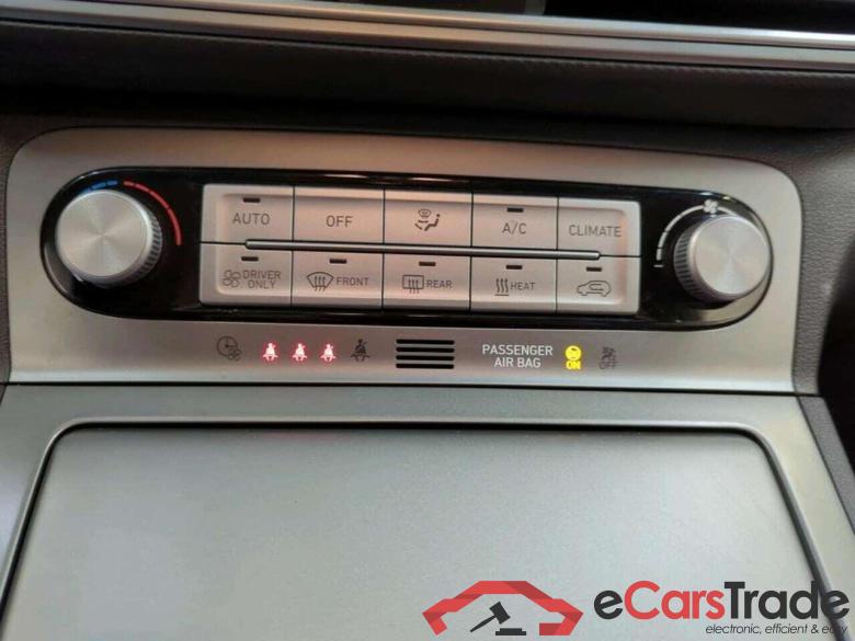 HYUNDAI Kona EV Premium 64 kWh #4