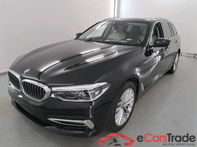 BMW 5 TOURING DIESEL - 2017 520 dA  Luxury Line Travel Corporate Comfort Safety