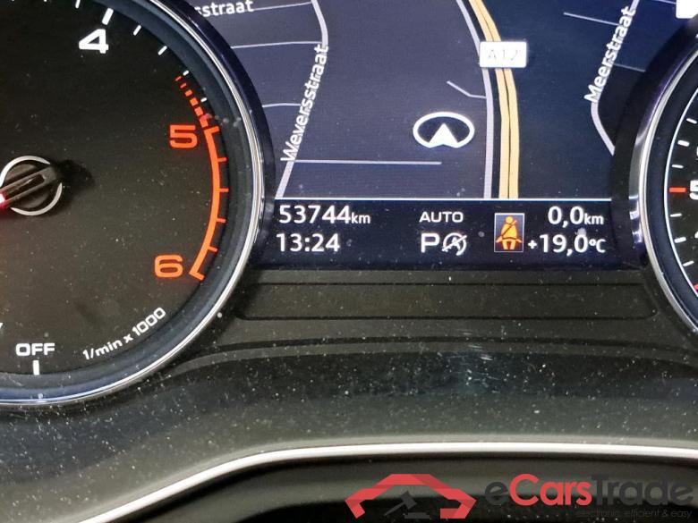AUDI - AUD A5 SB 35 TDI 163PK S-Tronic Business Advanced Edition Pack Business & Comfort Mirrors #5