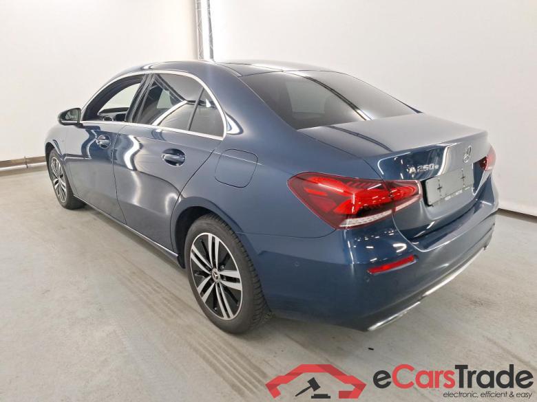 MERCEDES-BENZ A-CLASS LIMOUSINE 1.3 A 250 E BUSINESS SOLUTION DCT #3