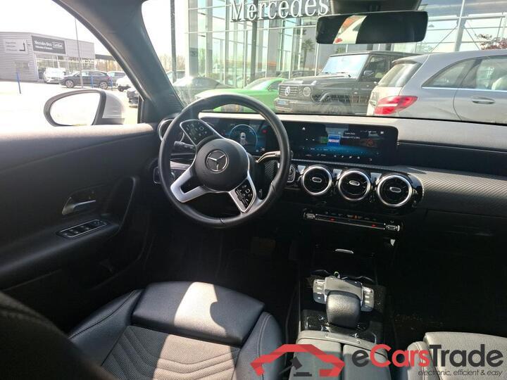 Mercedes A 180d Aut. LED-Xenon Widescreen Navi 1/2 Sport-Leather KeylessGo Camera Klima PDC ... #5